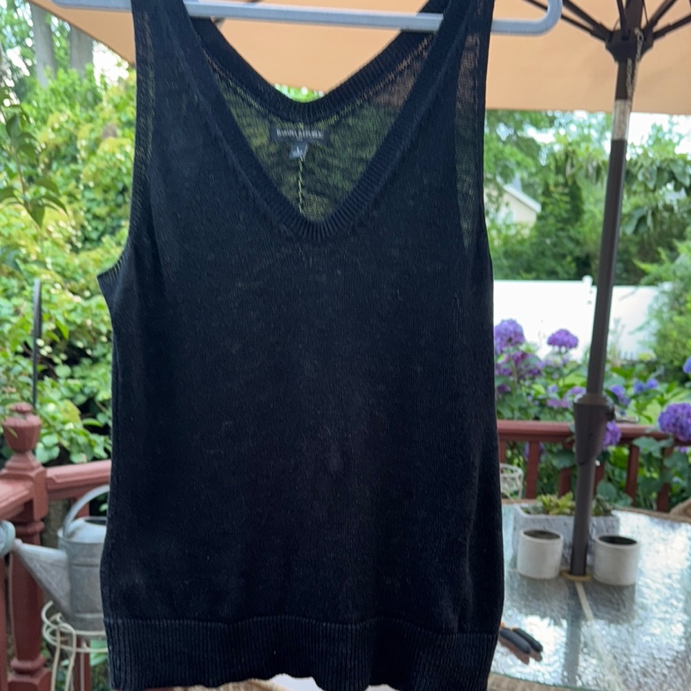 Banana Republic Black V-Neck Sleeveless Knit Tank